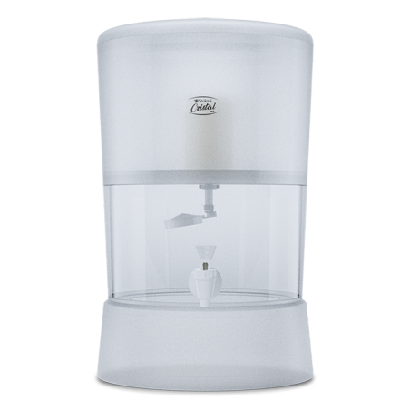 Filtre à eau CRISTAL 6 Litres plastique (6l + 6l) Free bisphenol A,S,F Filtre à eau CRISTAL 6 Litres plastique (6l + 6l) Free bisphenol A,S,F